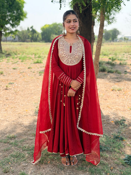 Mahroon Mastani Anarkali