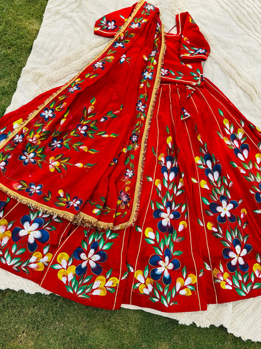 Laal Phool Lehanga