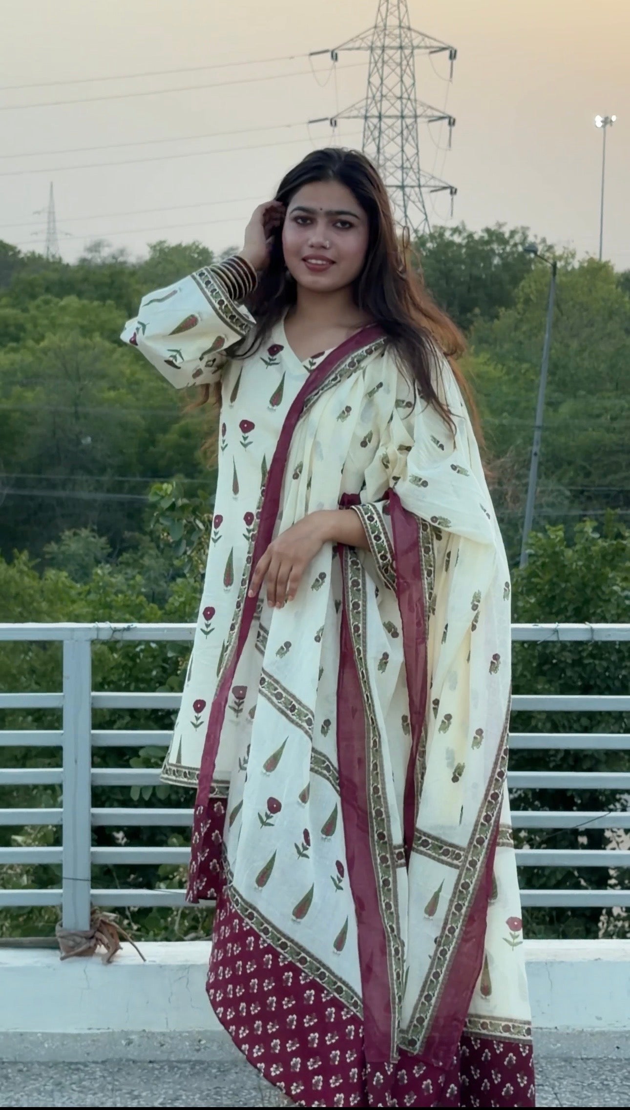 Kusum Suit Set